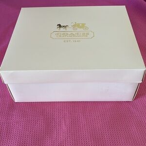Coach Medium Empty Box